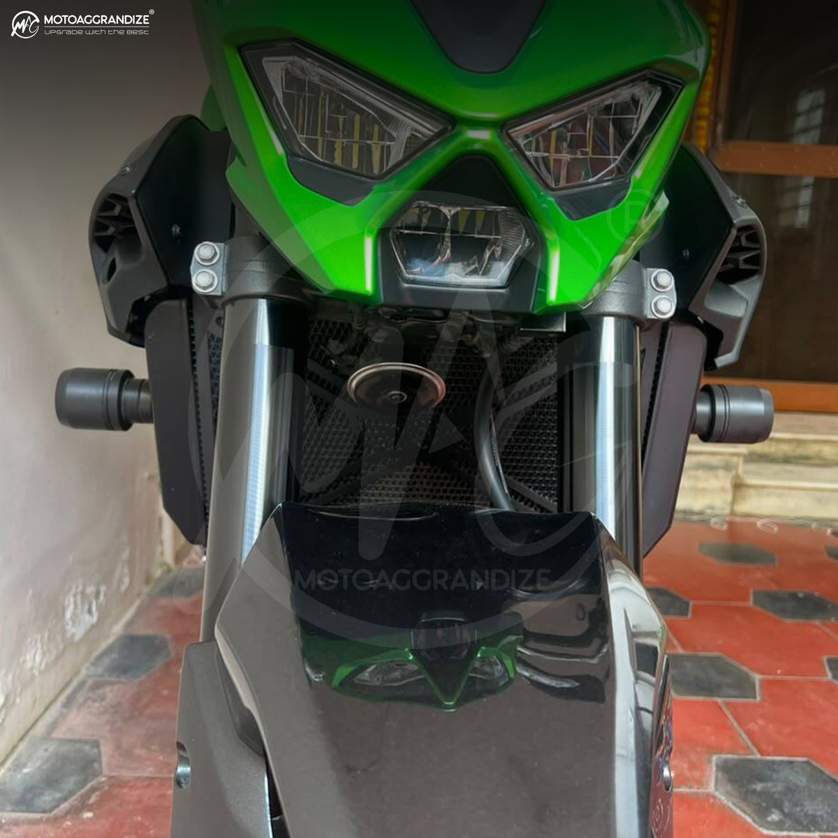 Frame Sliders / Crash Protectors for Kawasaki Z900 [2018 - 2026]