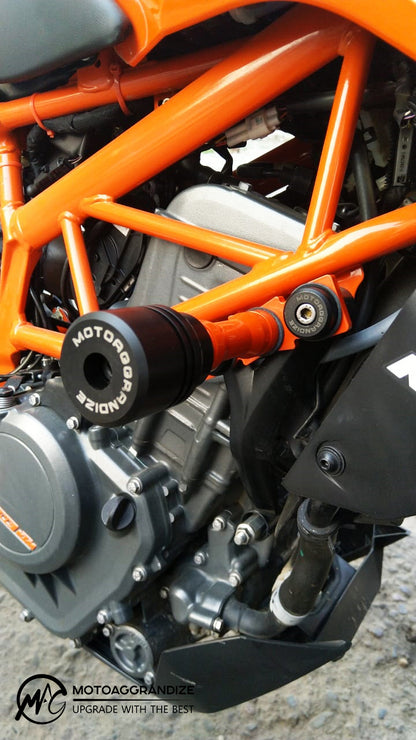 Motoaggrandize Frame sliders/ Crash Protectors for KTM Duke 125/ 200/ 250/ 390